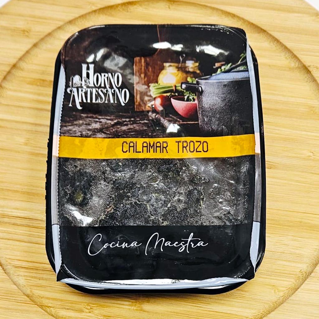 Calamar troceado en su tinta Calamar troceado en su tinta